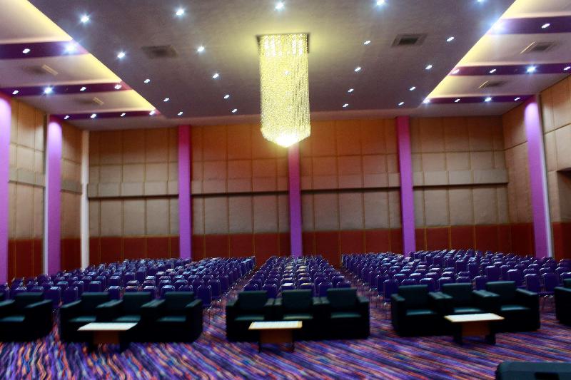 Kyriad Hotel Sadurengas Paser - Toplantı