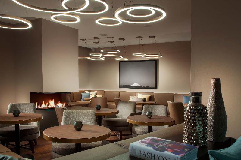 Acasa Suites Zurich Oerlikon - Lobi