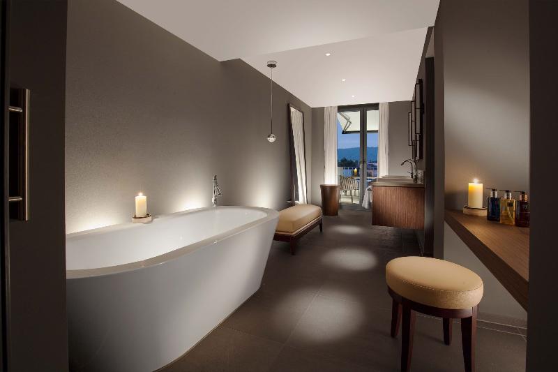 Acasa Suites Zurich Oerlikon - Oda