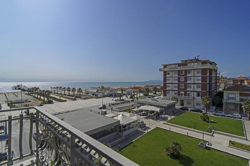 Nuovo Tirreno - Genel