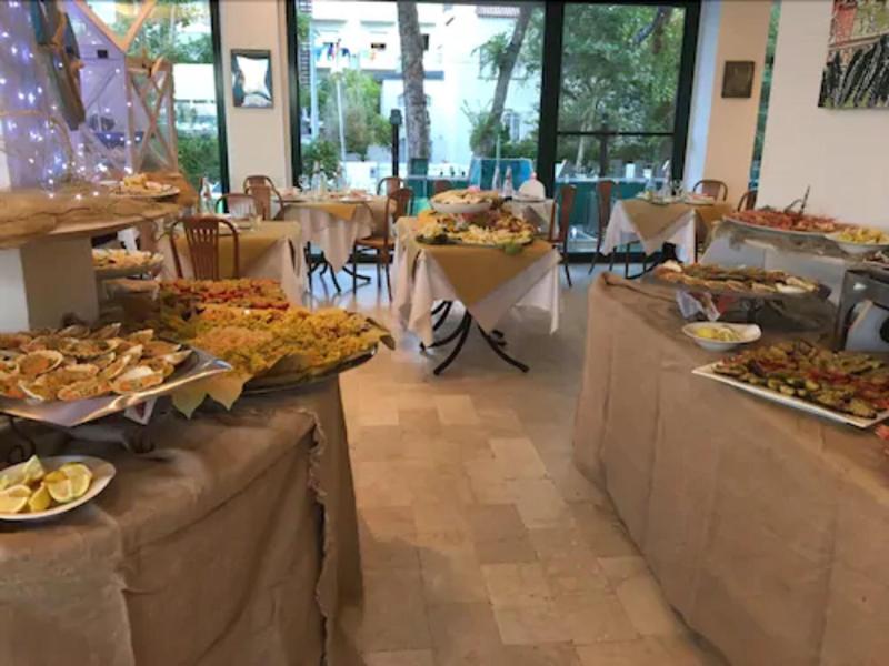 Hotel Montecarlo Riccione - Restoran