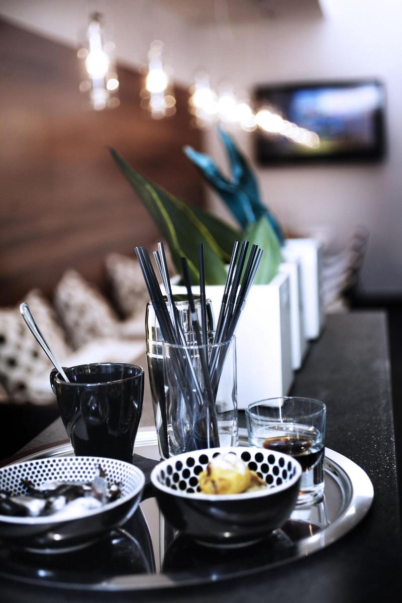 Q Hotel - Bar