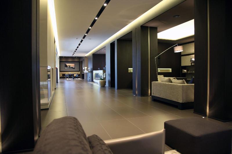Ego Hotel - Lobi