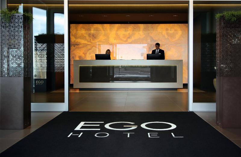Ego Hotel - Lobi
