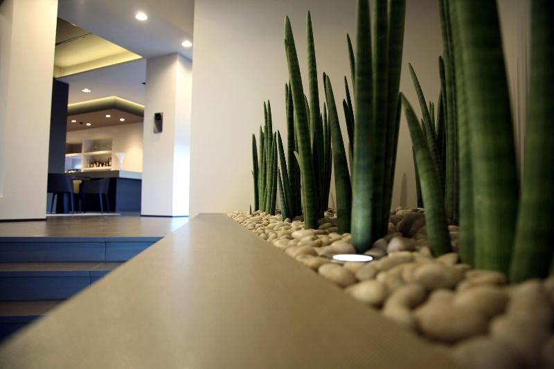 Ego Hotel - Lobi