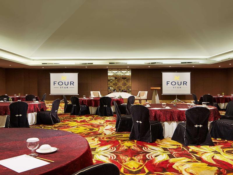 Four Star by Trans Hotel Bali - Toplantı