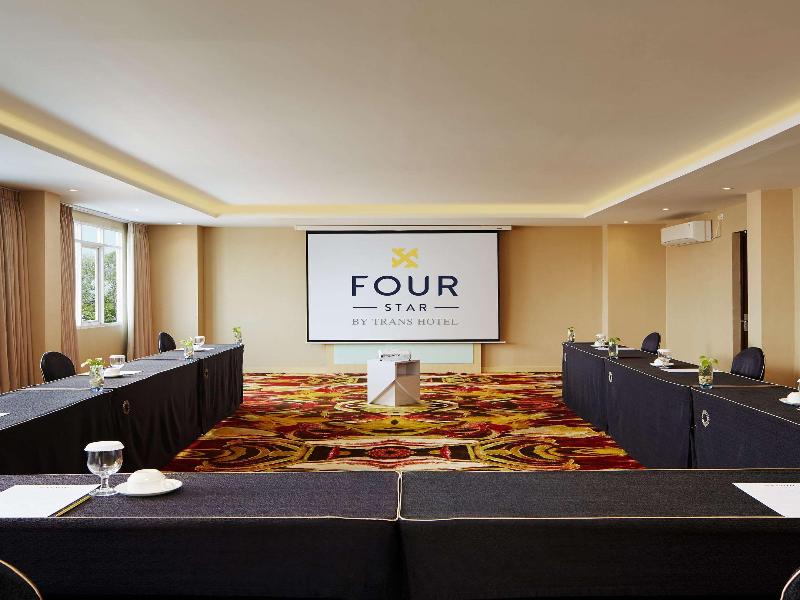 Four Star by Trans Hotel Bali - Toplantı