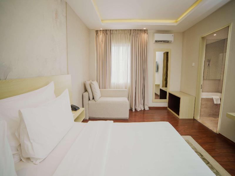 Four Star by Trans Hotel Bali - Oda