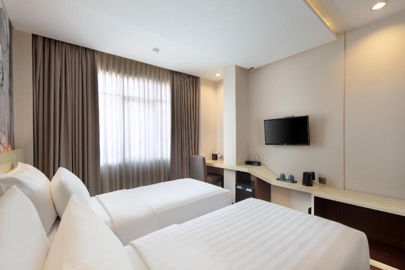 Four Star by Trans Hotel Bali - Oda