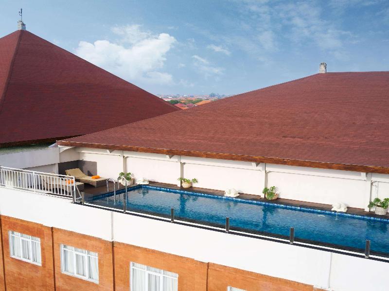 Four Star by Trans Hotel Bali - Havuz