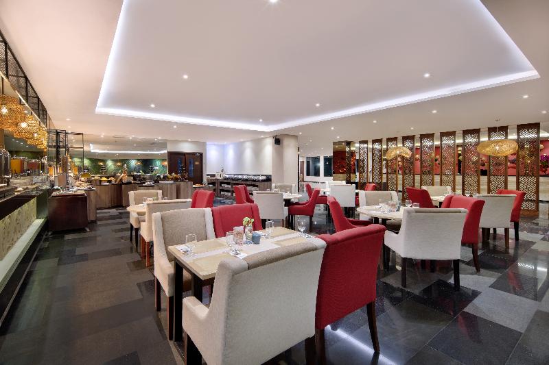 Four Star by Trans Hotel Bali - Restoran