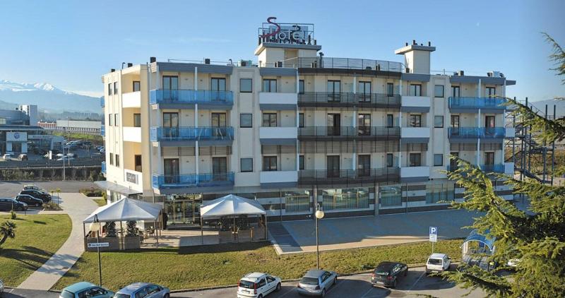 S Hotel - Teras