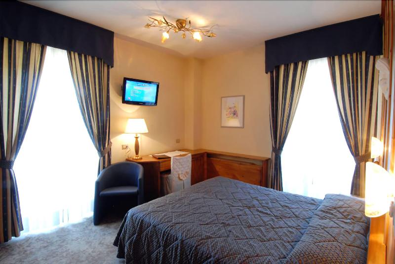 Grand Hotel Des Alpes - Oda