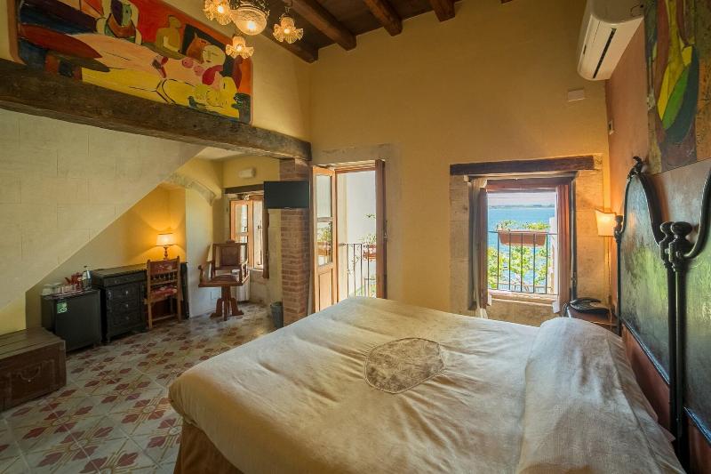 Charme Henry S House - Oda