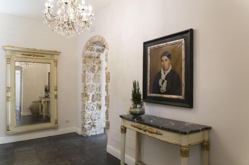 San Carlo Suites - Lobi