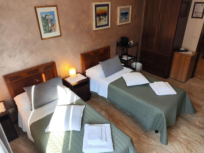 Bed And Breakfast Centrale - Oda