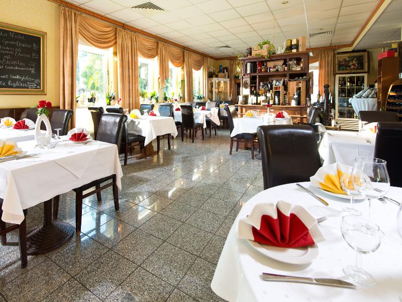 Achat Hotel Monheim am Rhein - Restoran