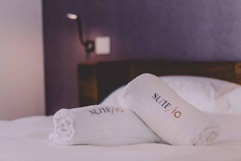 Suite 10 Home Design - Oda