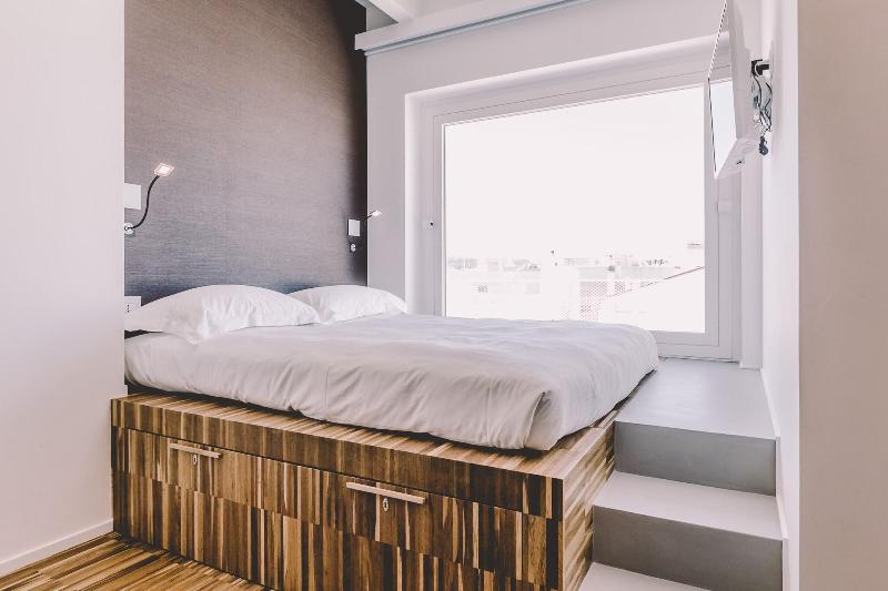 Suite 10 Home Design - Oda