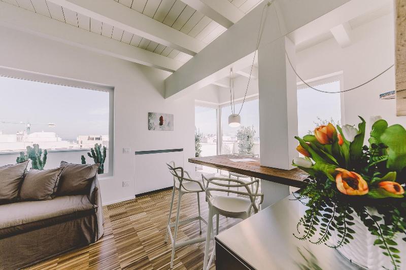 Suite 10 Home Design - Oda