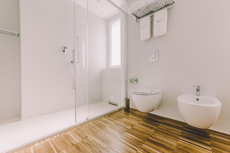 Suite 10 Home Design - Oda