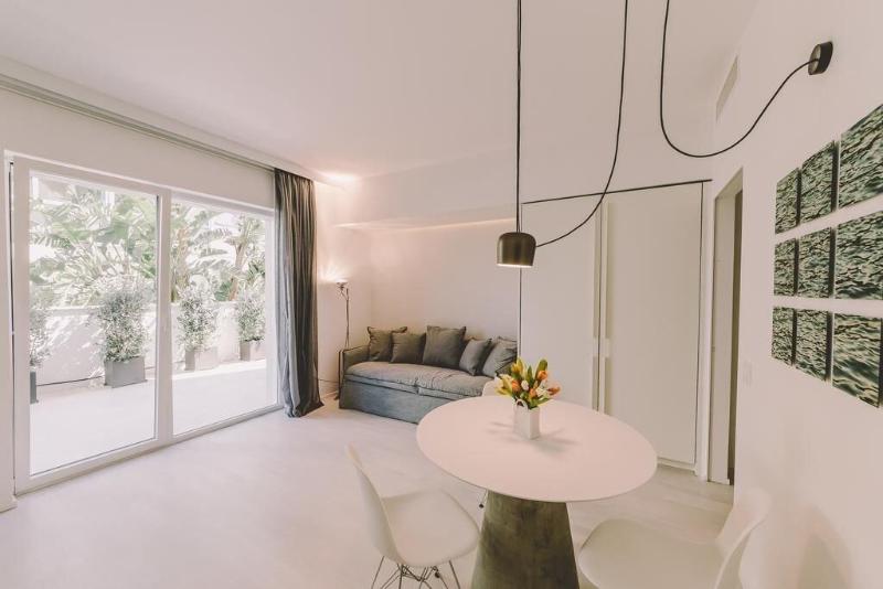 Suite 10 Home Design - Oda