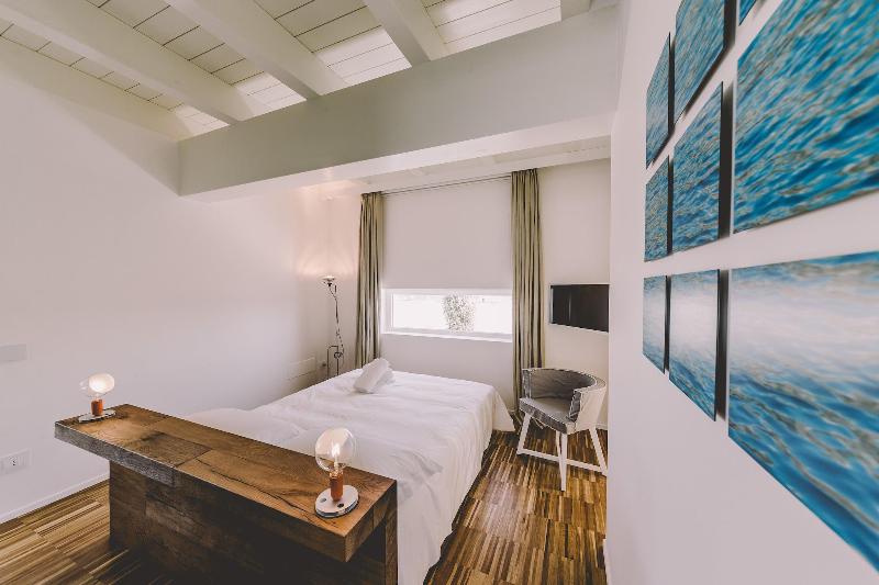 Suite 10 Home Design - Oda