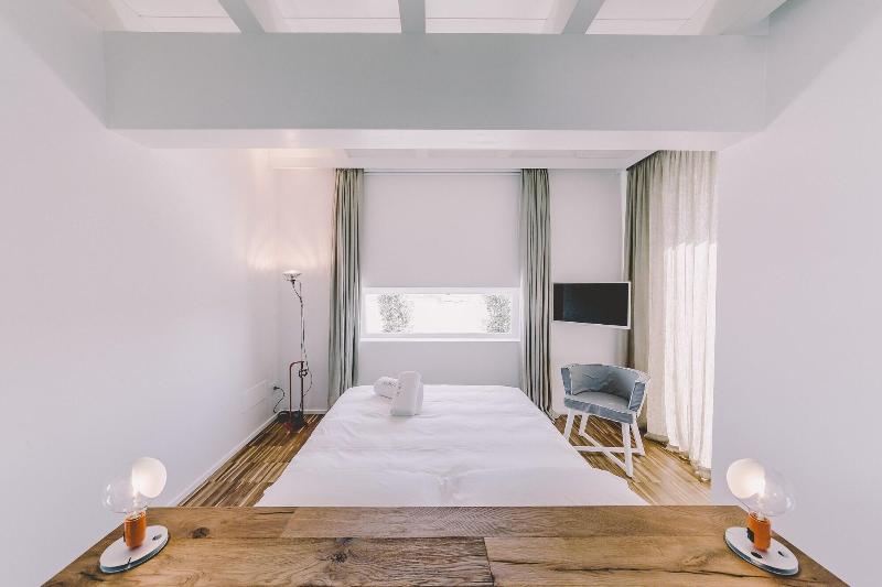 Suite 10 Home Design - Oda