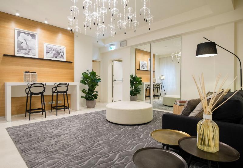 Metropol Ceccarini Suite - Lobi