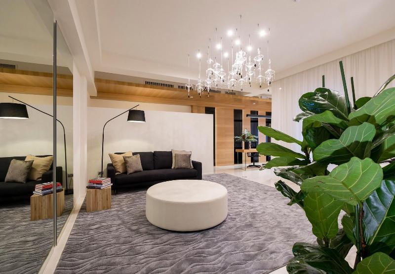 Metropol Ceccarini Suite - Lobi