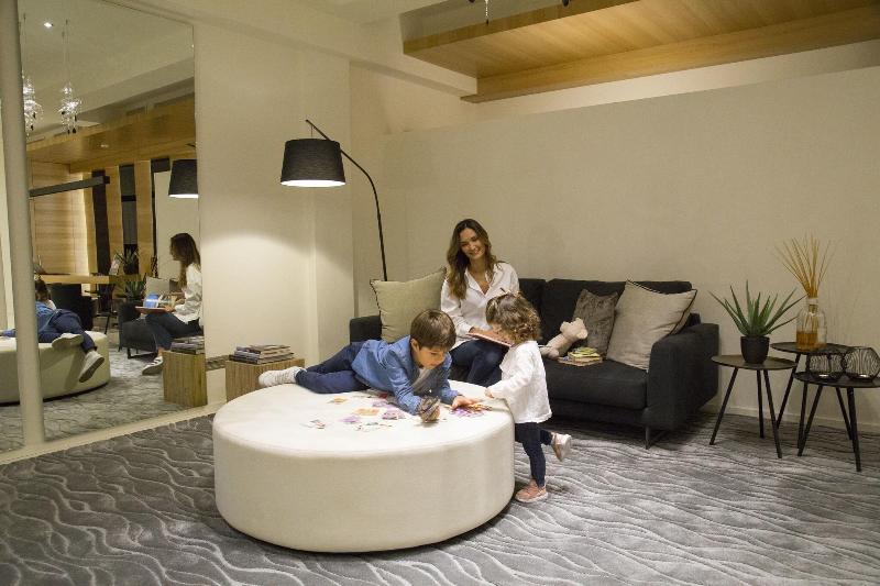 Metropol Ceccarini Suite - Genel