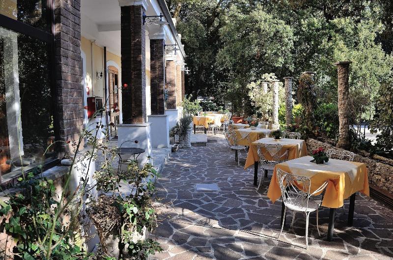 FERRETTI - Restoran