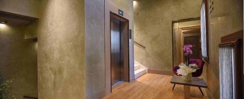 Santa Croce Boutique Hotel - Lobi