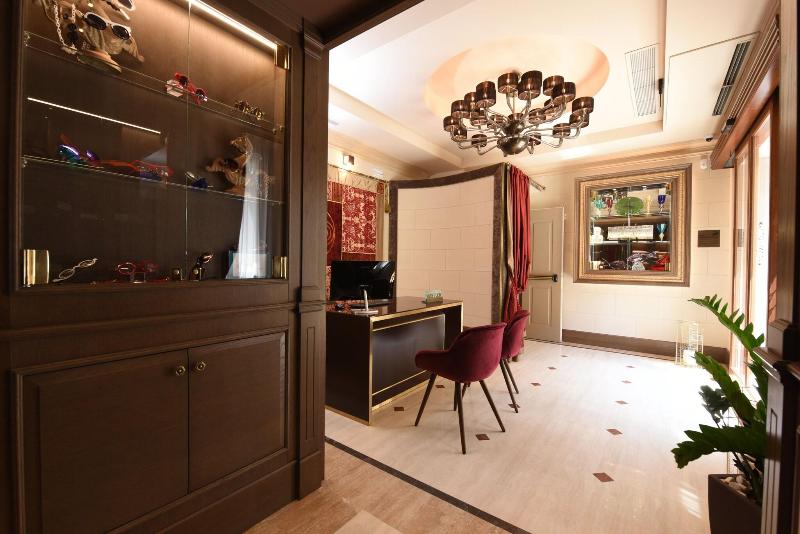 Santa Croce Boutique Hotel - Lobi