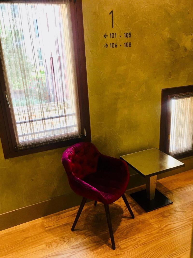 Santa Croce Boutique Hotel - Lobi