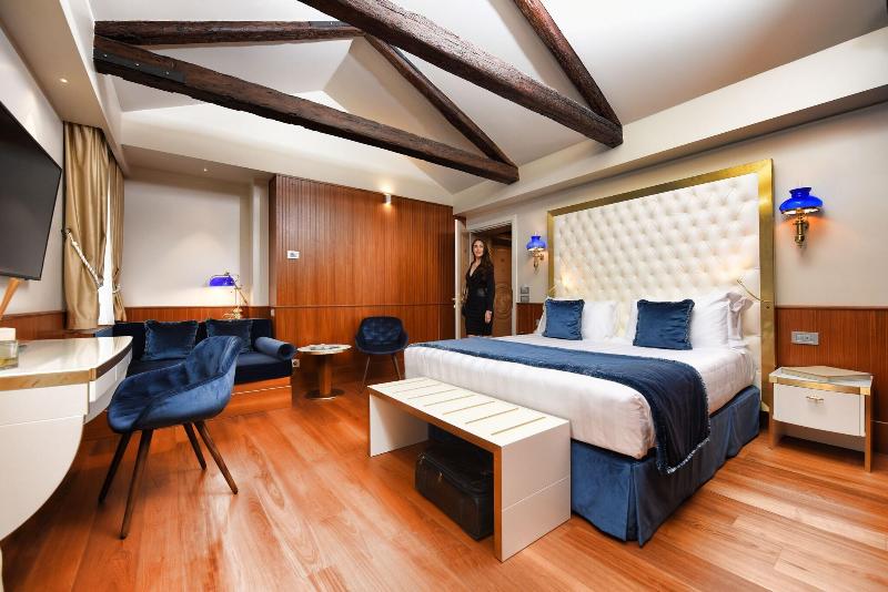 Santa Croce Boutique Hotel - Oda