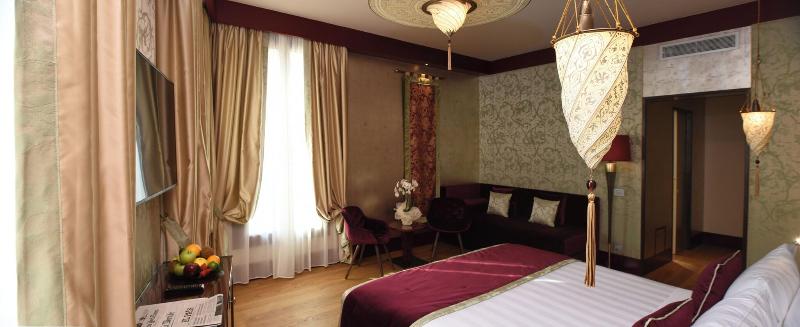 Santa Croce Boutique Hotel - Oda