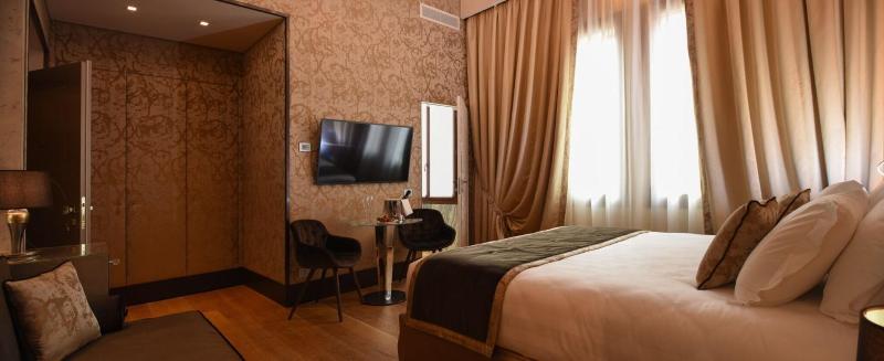 Santa Croce Boutique Hotel - Oda
