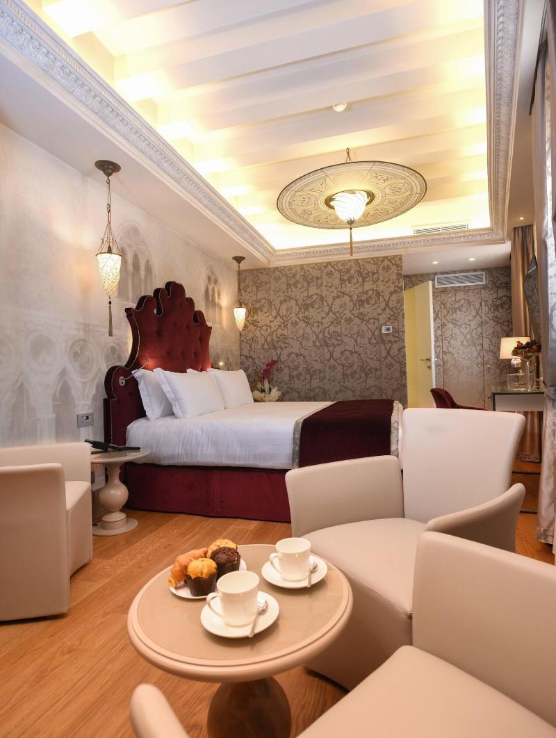 Santa Croce Boutique Hotel - Oda