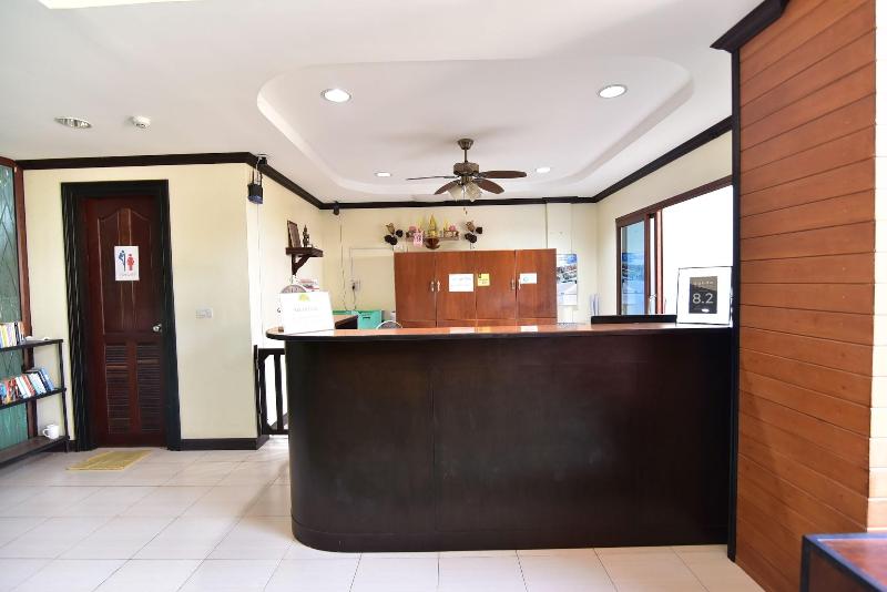The Green Hotel - Lobi