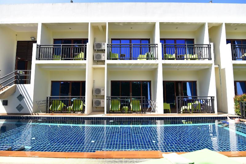 The Green Hotel - Genel