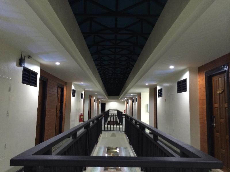 The Green Hotel - Genel