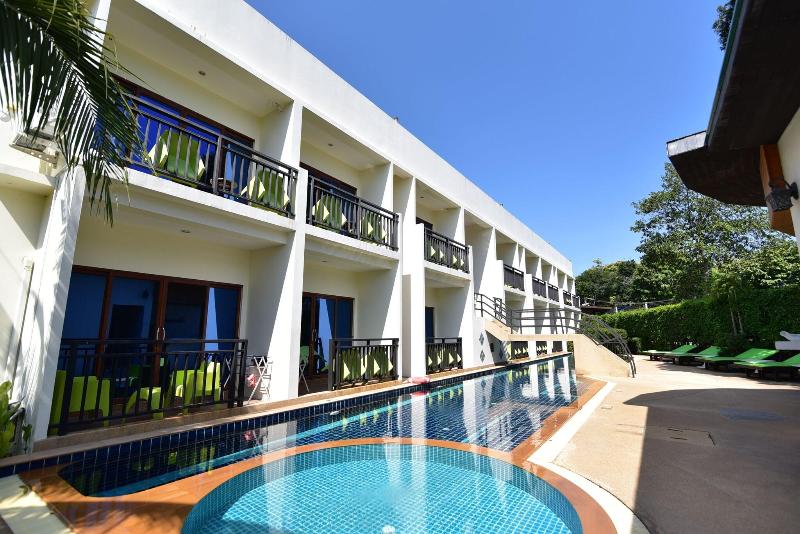 The Green Hotel - Genel