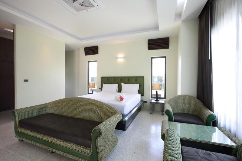 Wis Beach Khanom - Genel