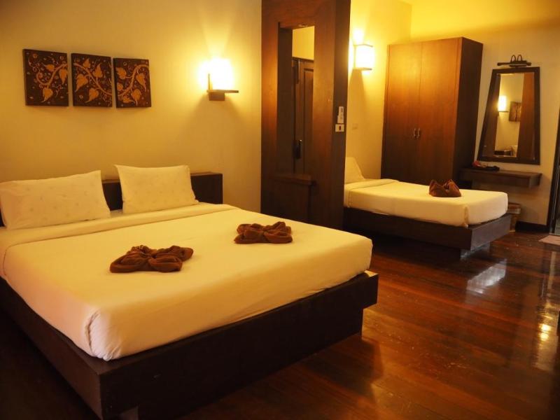 Phitarom Phi Phi Resort - Oda
