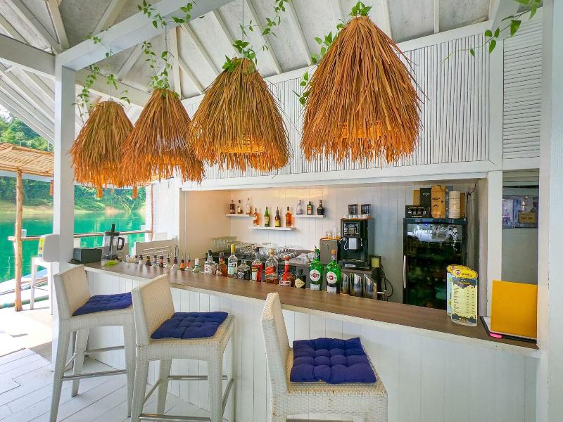 500 Rai Khao Sok Floating Resort - Bar