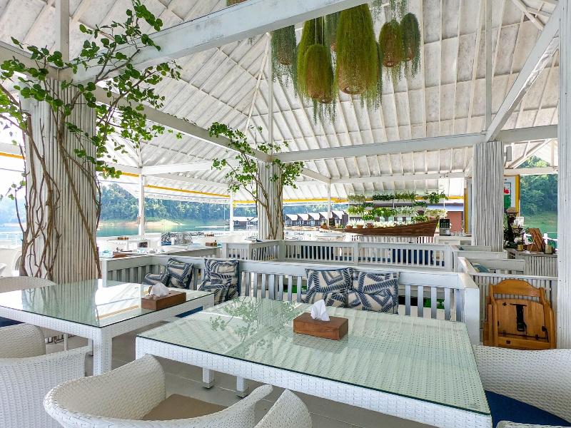 500 Rai Khao Sok Floating Resort - Restoran