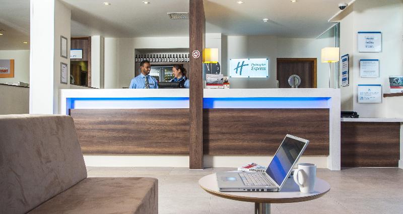 Holiday Inn Express London - Vauxhall Nine Elms - Genel