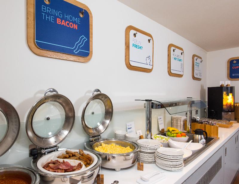 Holiday Inn Express London - Vauxhall Nine Elms - Restoran