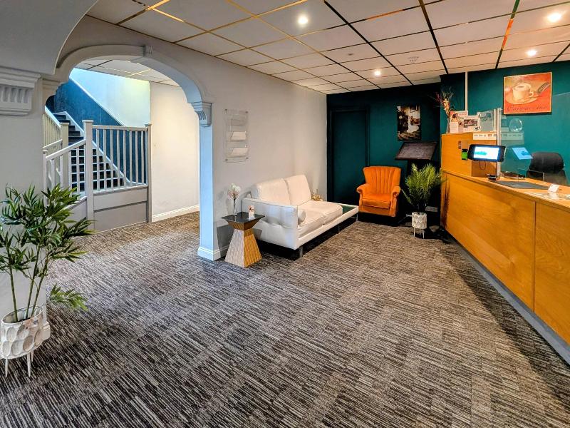 Quality Hotel Coventry - Lobi